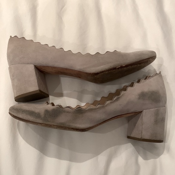 Authentic Chloe suede scalloped pumps - Picture 3 of 3